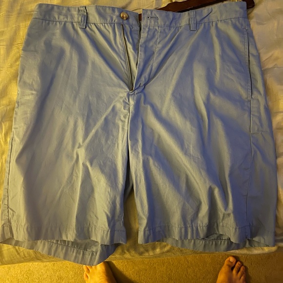 Vineyard vine shorts - Picture 1 of 3
